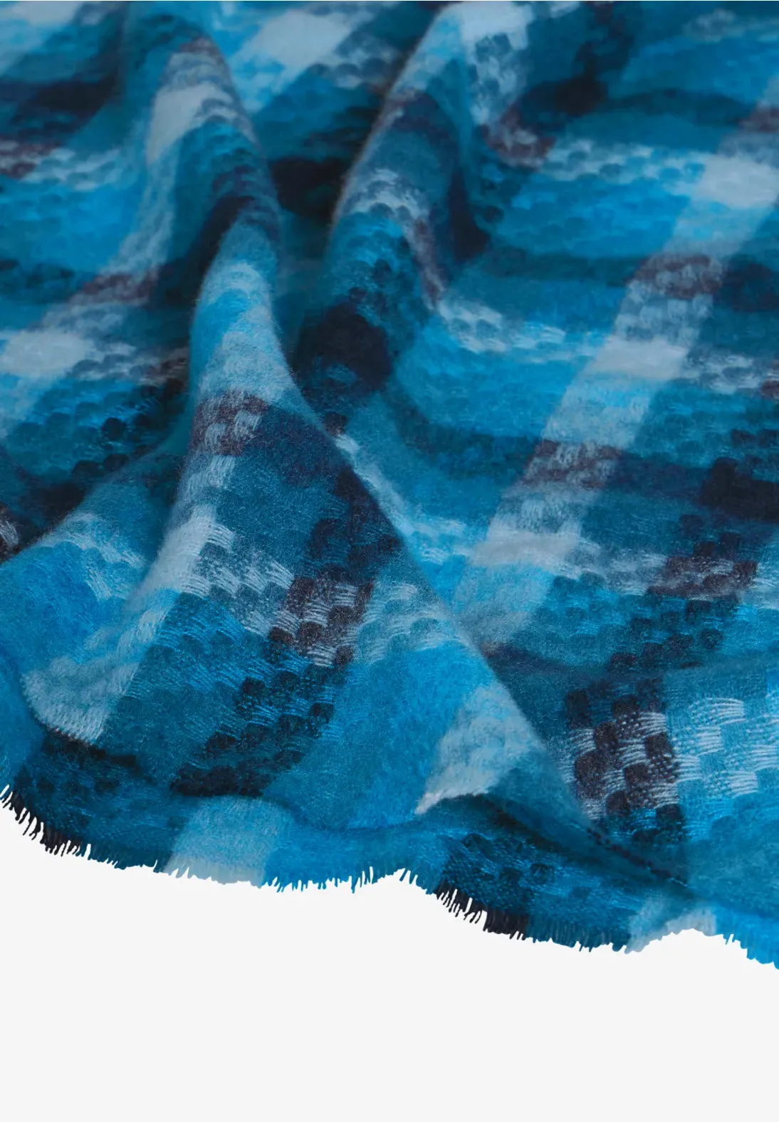 Cecil Fluffy Triangle scarf in Blue Check 72541 Blue