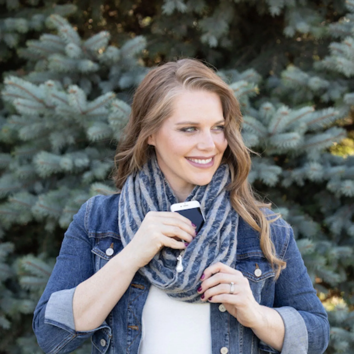 Convertible Infinity Scarf with Pocket™ | Edenburgh Blue