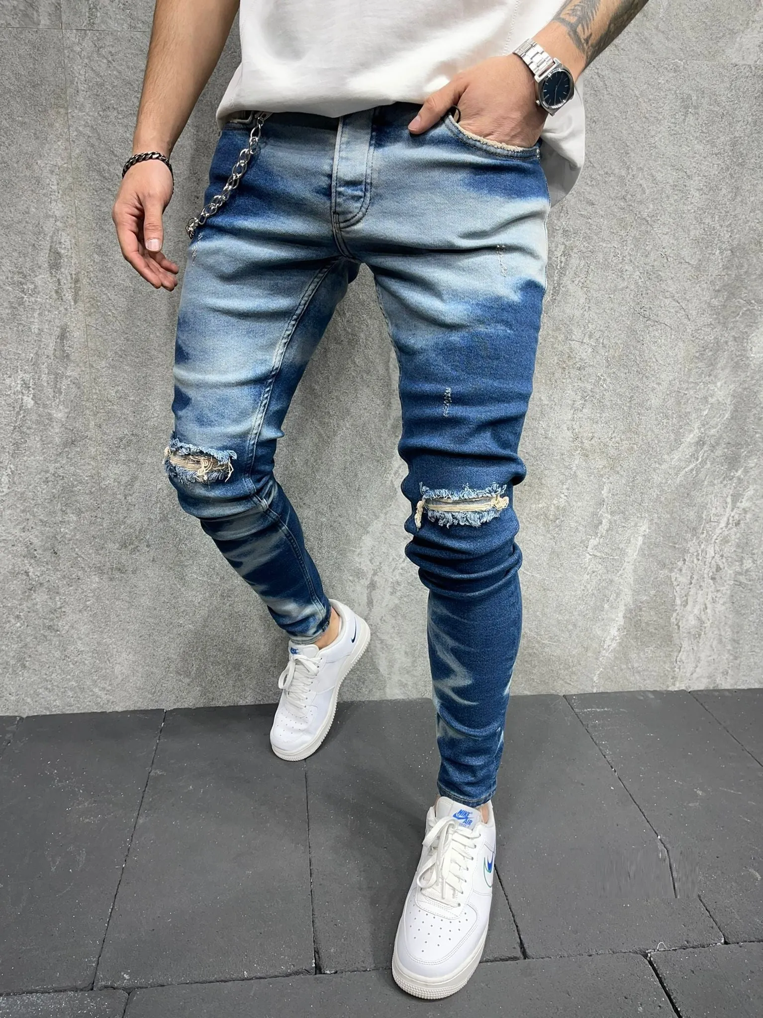 Fely Bleached Ripped Jeans   Chain - Blue Y14