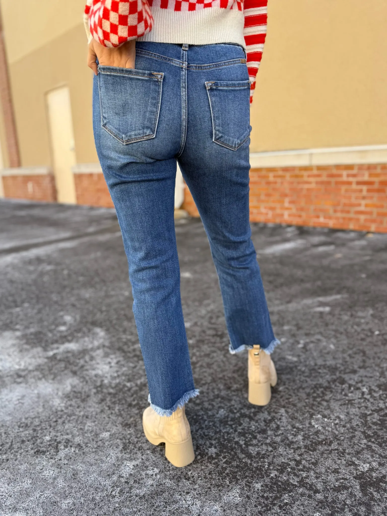 Janet Slim Straight Jeans