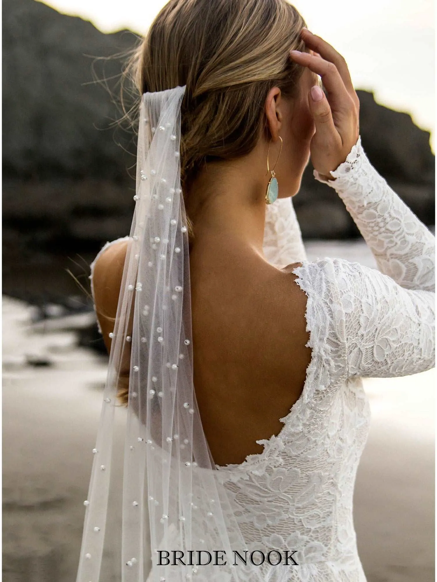 Lace Wedding Dress | dresses for a beach wedding | Bride Nook