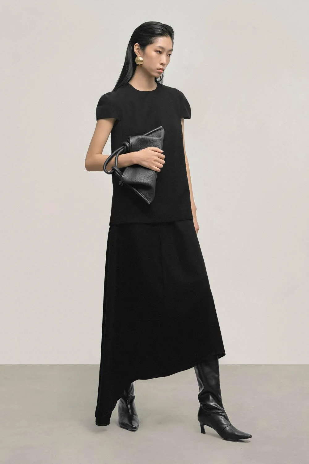 Latifah Asymmetric Basic Crepe Midi Skirt