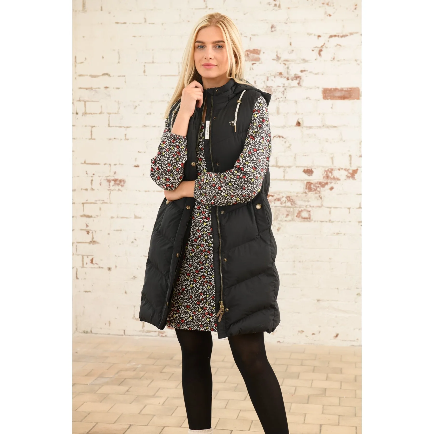 Lighthouse Savannah Black Ladies Puffer Gilet