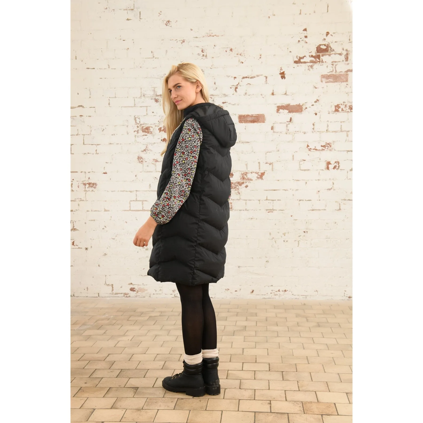 Lighthouse Savannah Black Ladies Puffer Gilet