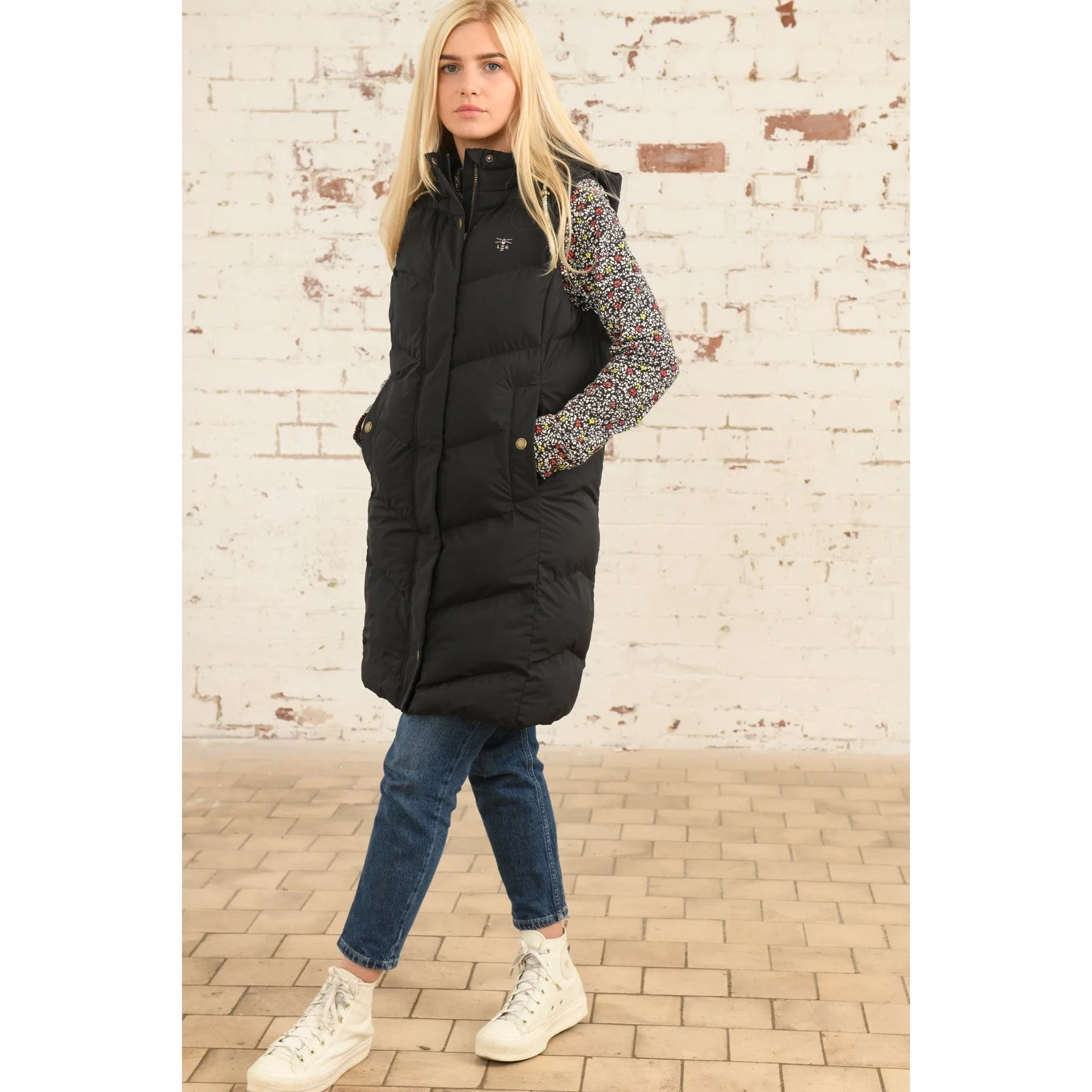 Lighthouse Savannah Black Ladies Puffer Gilet