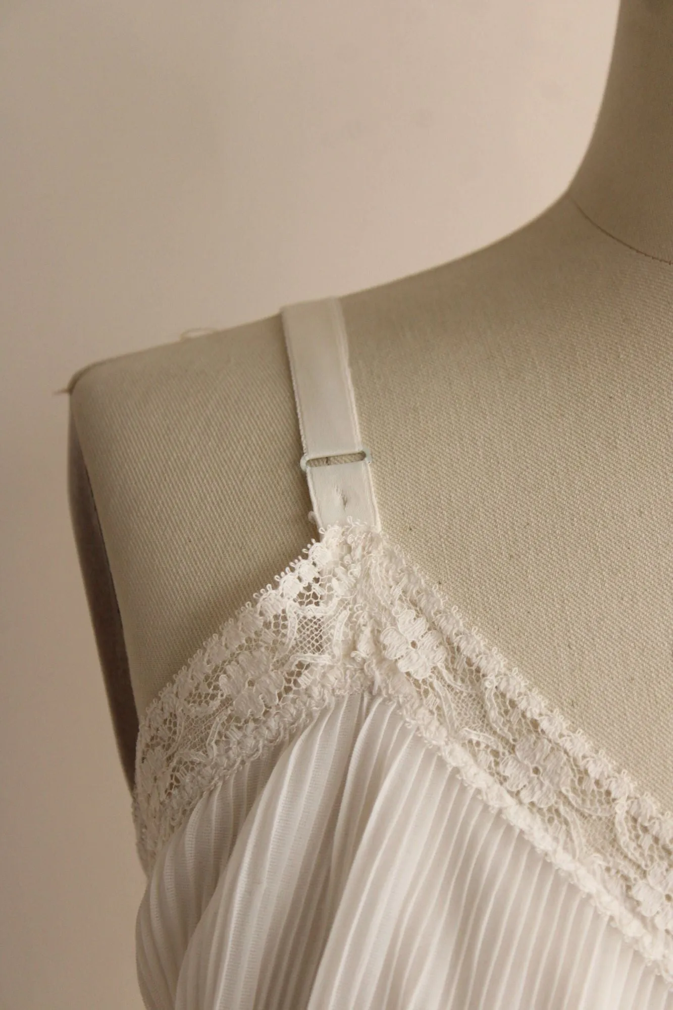 Vintage 1960s  Nylon Slip in Winter White